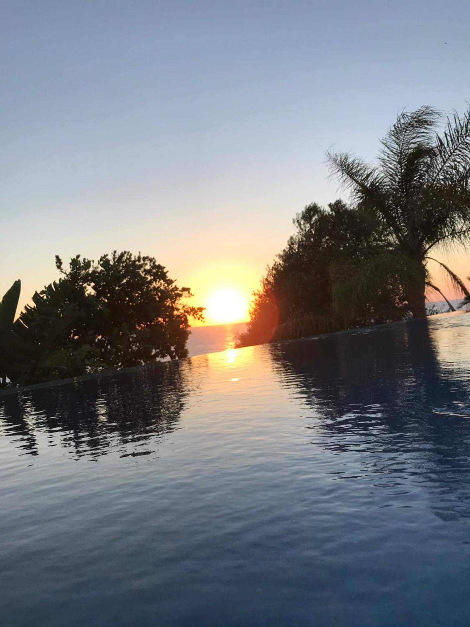 Sunset View Mermaid Villa Pomos Exteriör bild